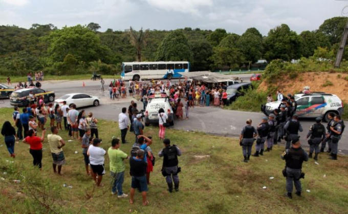 Bạo động nh&agrave; t&ugrave; ở Brazil, 60 người thiệt mạng