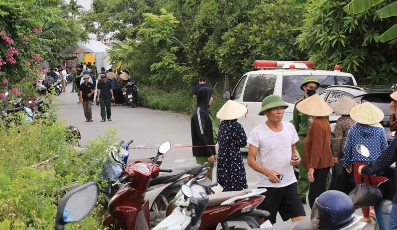 Lực lượng chức năng Công an tỉnh Thái Bình phong tỏa hiện trường điều tra làm rõ vụ việc.