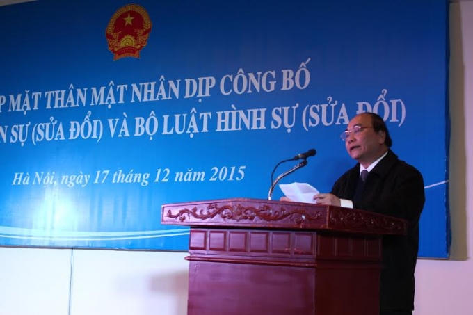 Phó Thủ tướng Nguyễn Xuân Phúc đề nghị Bộ Tư pháp khẩn trương trình Chính phủ kế hoạch triển khai 2 bộ luật và đôn đốc việc triển khai thực hiện.
