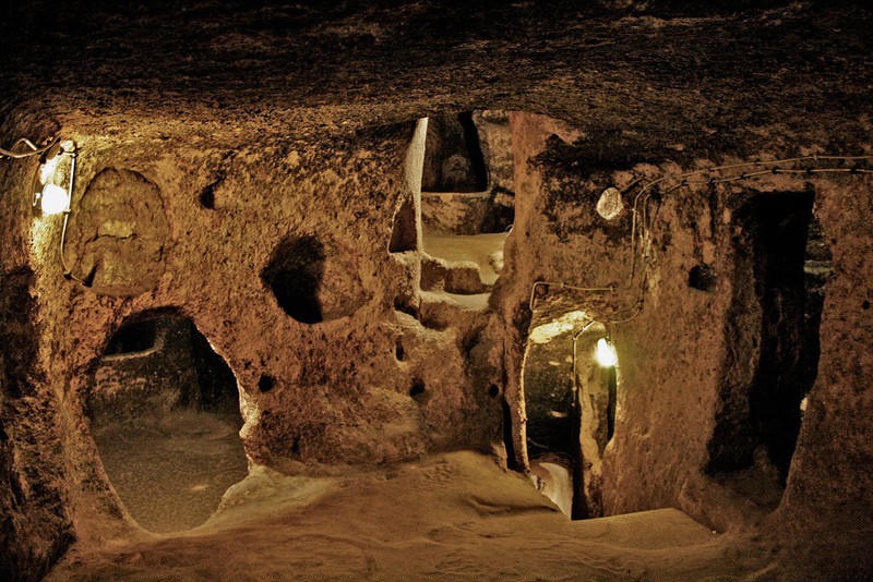 Thành phố Derinkuyu nằm ở Cappadocia.