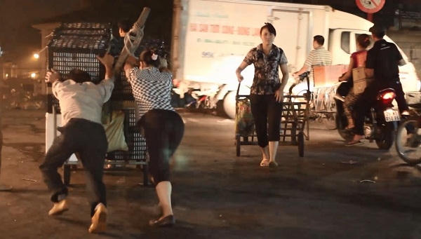 Những ng&agrave;y n&agrave;y họ vẫn l&agrave;m miệt m&agrave;i bất kỳ ng&agrave;y hay đ&ecirc;m, với họ ng&agrave;y 8/3 cũng chỉ như ng&agrave;y thường.