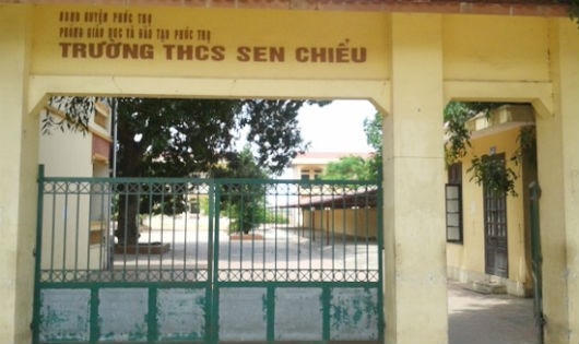 Trường THCS Sen Chiểu, nơi đang xảy ra những lùm xùm.