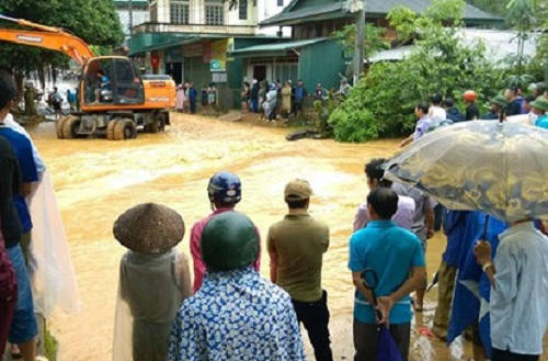 Mưa lũ khiến xã Mường Báng, huyện Tủa Chùa bị ngập lụt nghiêm trọng.