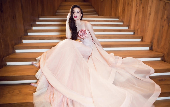 Ca sĩ Hồ Ngọc Hà tham gia "Chào Xuân 2016"