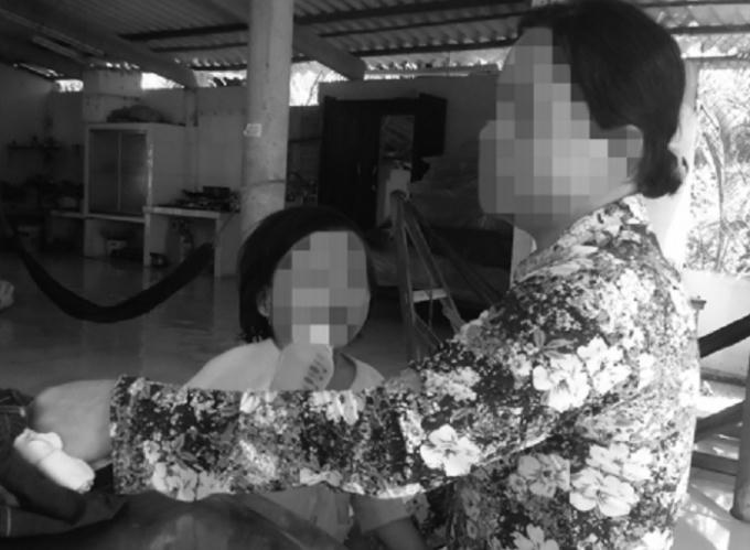 Bà H kể lại câu chuyện “minh oan” cho chồng.