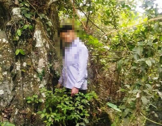 Lạng Sơn: Nghi can sát hại hai bố con khi đi lấy mật ông rừng đã treo cổ tự tử