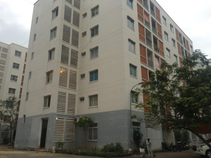 Khu vực nhà C - chung cư C2 được người dân phản ánh vụ việc.