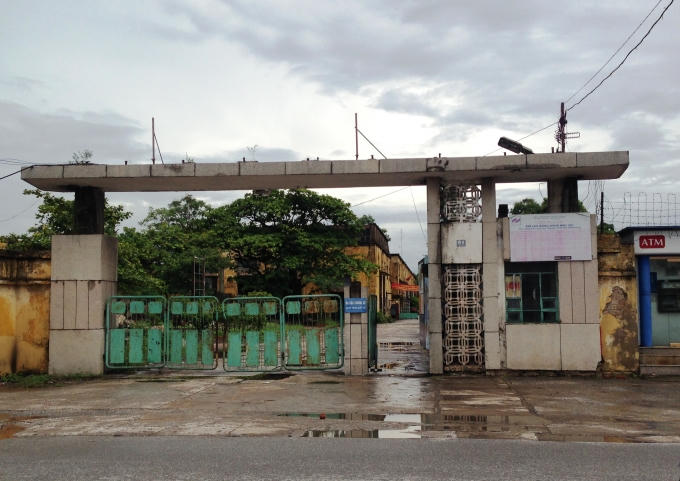 Khu vực nhà máy dệt nhuộm đang trong quá trình phá dỡ.