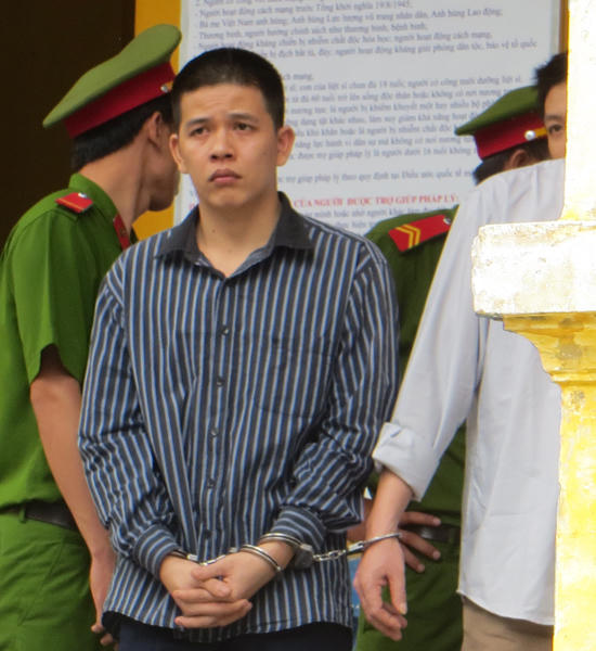 Bị cáo Nguyễn Hữu Trung.