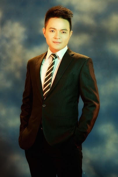 Ca sĩ Tuấn Dương