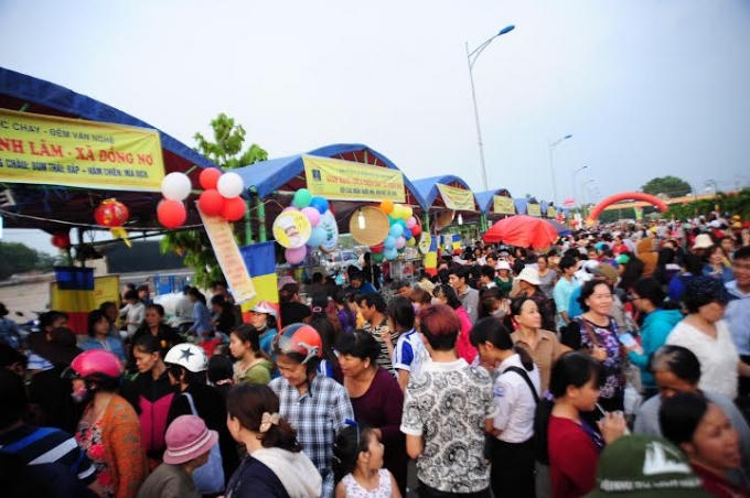 L&ecirc;̃ h&ocirc;̣i &acirc;̉m thực chay và đ&ecirc;m văn ngh&ecirc;̣ g&acirc;y quỹ từ thiện
