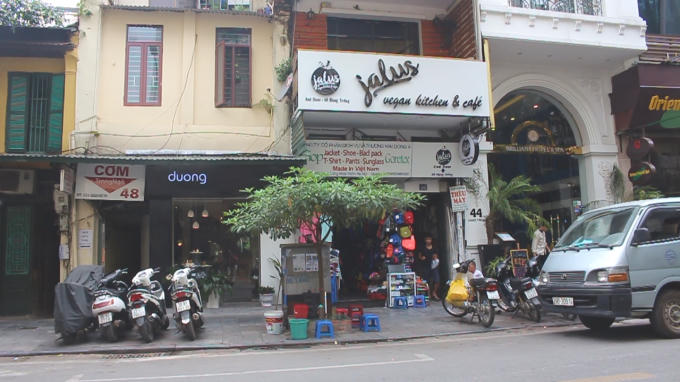 Cơ sở nhà đất tại 46 Hàng Trống (diện tích nhà, đất là 20,28m2) được chuyển nhượng lại cho Công ty Đông Á với tổng giá trị là 1,731 tỷ đồng.