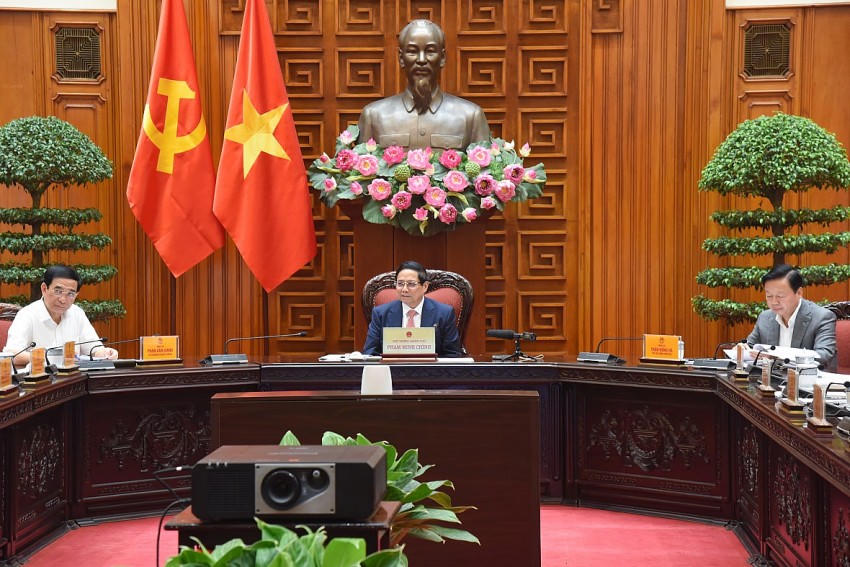 Thủ tướng Chính phủ Phạm Minh Chính chủ trì cuộc họp. Ảnh VGP