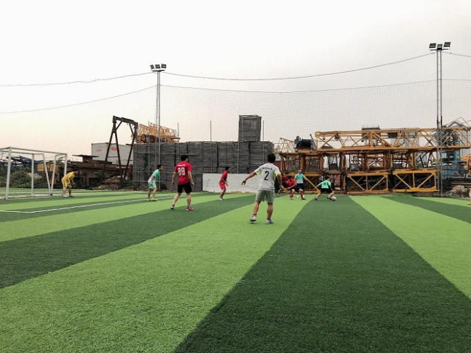 Trận đấu kết thúc với tỉ số 4-2 nghiêng về CLB khối VP UBND quận Nam Từ Liêm.