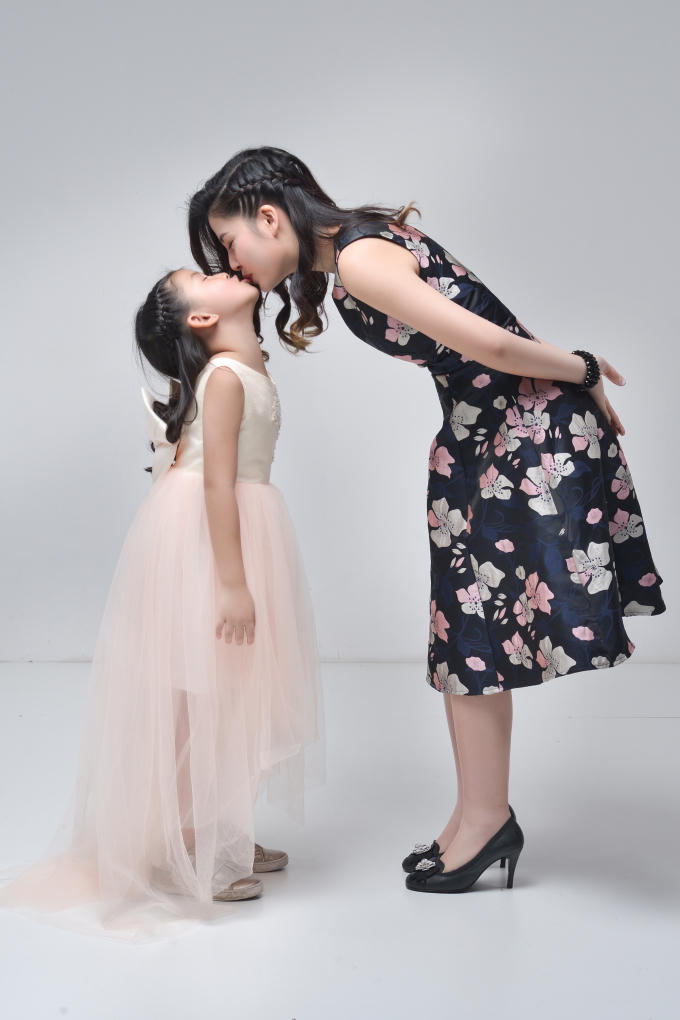 Ngọc Hiền viên mãn bên chồng và hai con