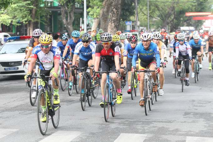 Sôi động ngày mở màn Coupe De Huế 2018