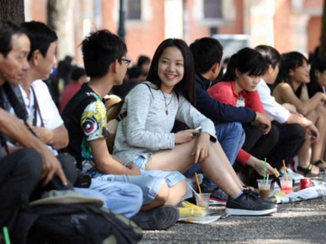 Kinh tế 24h: Uống ly cà phê 2.500 đồng phải... nộp thuế, Vinatex sẽ thoái vốn trong năm 2018