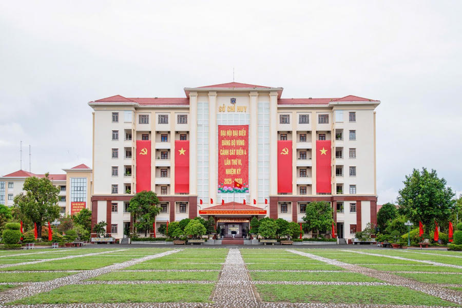 Quang cảnh Bộ Tư lệnh Vùng Cảnh sát biển 4 trước thềm Đại hội.