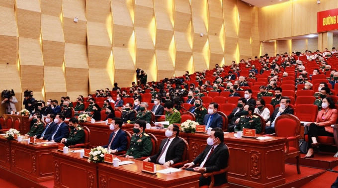 Các đại biểu dự lễ kỷ niệm 60 năm ngày mở đường Hồ Chí Minh trên biển.