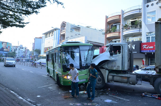 Vụ việc làm hơn 10 người bị thương.