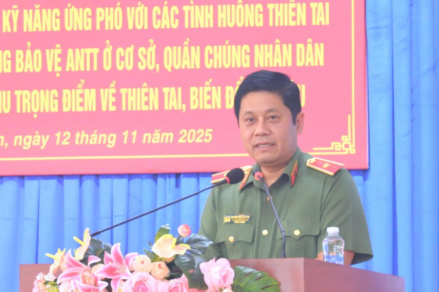 Thiếu tướng Nguyễn Hồng Nguyên – Phó Chánh Văn phòng Bộ Công an, phát biểu tại Hội nghị.