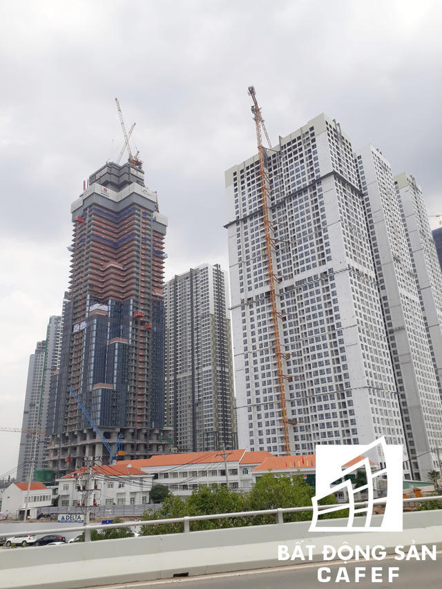 Một số tòa chung cư tại Vinhomes Central Park đã đi vào hoạt động.