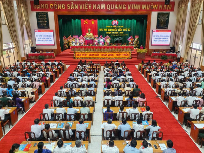Anh132.