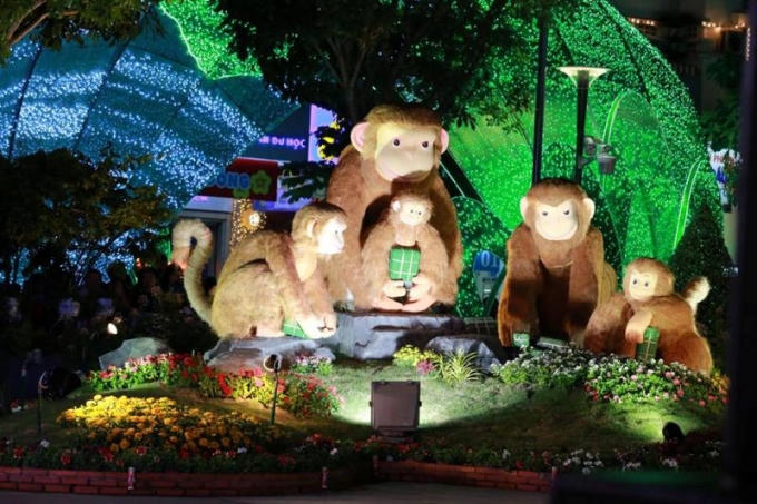 Gia đình khỉ.