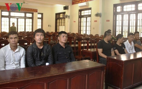 Những đối tượng vừa bị Công an thị xã Hương Thủy khỏi tố.