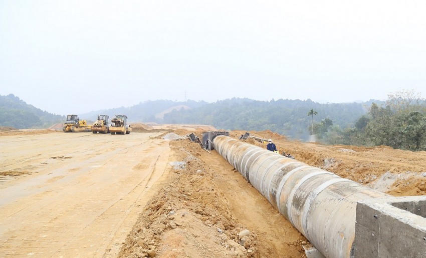 Các địa phương tập trung giải phóng mặt bằng các dự án, nhất là các dự án trọng điểm, dự án chương trình mục tiêu quốc gia. (Ảnh: Báo Lào Cai).