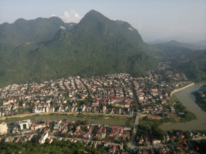 Cảnh sắc thiên nhiên hùng vĩ nơi đây làm say lòng những người từng đến.