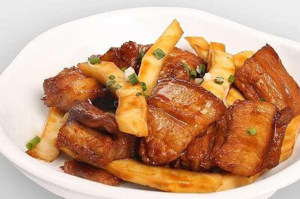 Ăn nhiều sẽ giúp bạn nhanh no hơn và không gây tăng cân. Ảnh minh họa