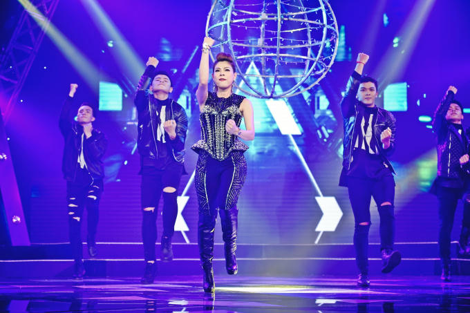 Mr Đàm và dàn trai đẹp