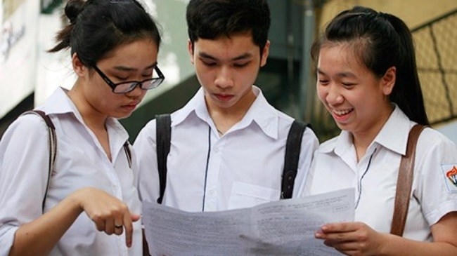 Sau khi biết kết quả điểm thi THPT Quốc gia 2016, thí sinh có khoảng 10 ngày để nghiên cứu lựa chọn trường để xét tuyển. Ảnh minh họa.
