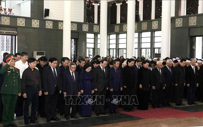 Đoàn đại biểu Quốc hội nước CHXHCN Việt Nam do Chủ tịch Quốc hội Nguyễn Thị Kim Ngân làm trưởng đoàn viếng đồng chí Nguyễn Phúc Thanh.