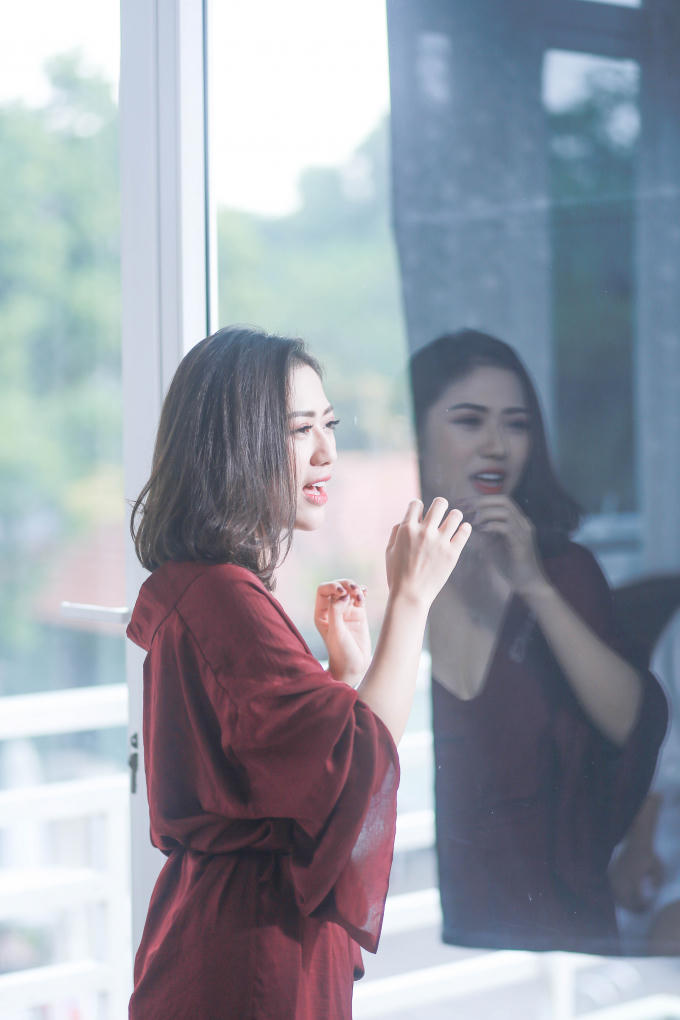 Trang Cherry phải độn ngực khi quay phim ‘500 nhịp yêu’