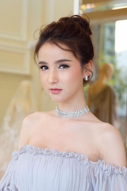 Cận cảnh nhan sắc