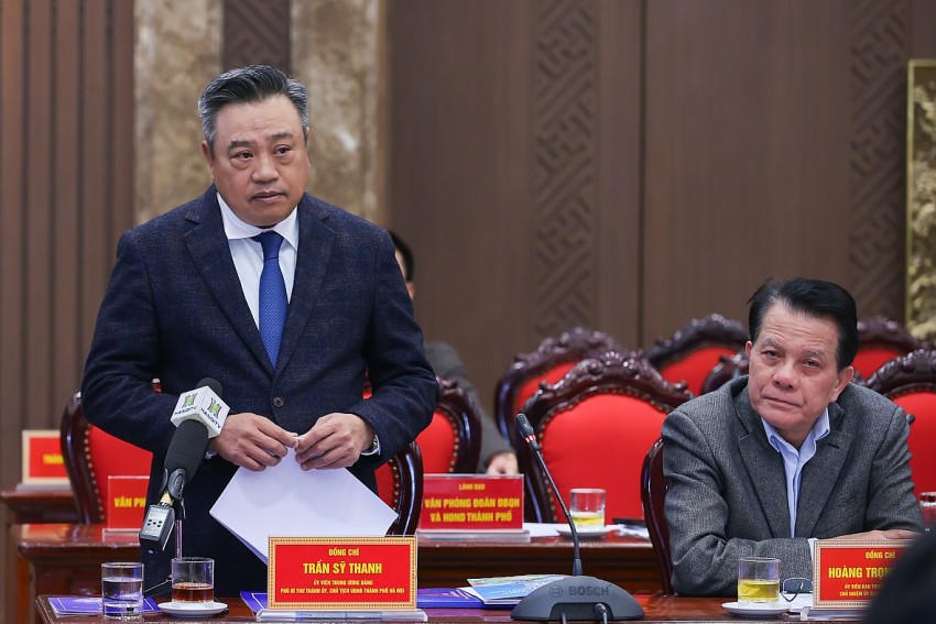 Ông Trần Sỹ Thanh- Chủ tịch UBND TP Hà Nội phát biểu.