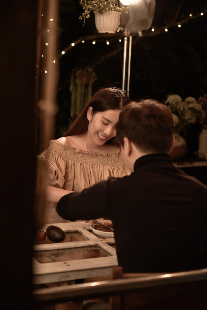 Nam Em tả tơi, phờ phạc đi t&igrave;m hot boy xứ H&agrave;n trong phim ngắn