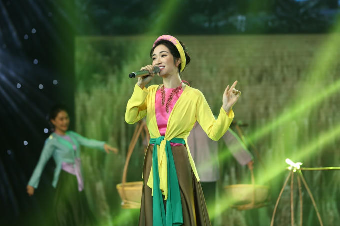 Giang Hồng Ngọc vượt qua