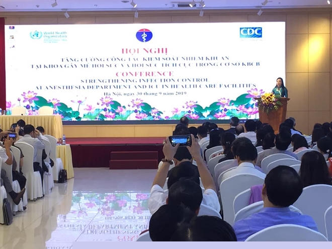 Bộ trưởng Nguyễn Thị Kim Tiến yêu cầu các cơ sở y tế triển khai đầy đủ cam kết chống nhiễm khuẩn bệnh viện