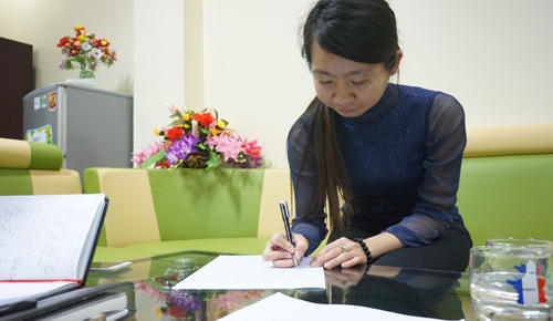 Nữ giáo viên Ngô Thị Thùy Linh tường trình