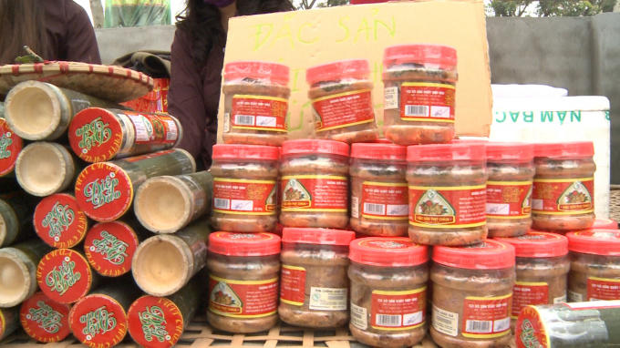 Thịt chua Phú Thọ là một trong những sản vật hấp dẫn du khách.