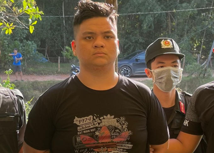 Đối tượng Đoàn Thiên Long được xác là đối tượng trực tiếp nổ súng vào nhóm người khiến 3 người chết, 3 người bị thương nặng tại Phú Quốc trưa ngày 27/10. Ảnh: CACC