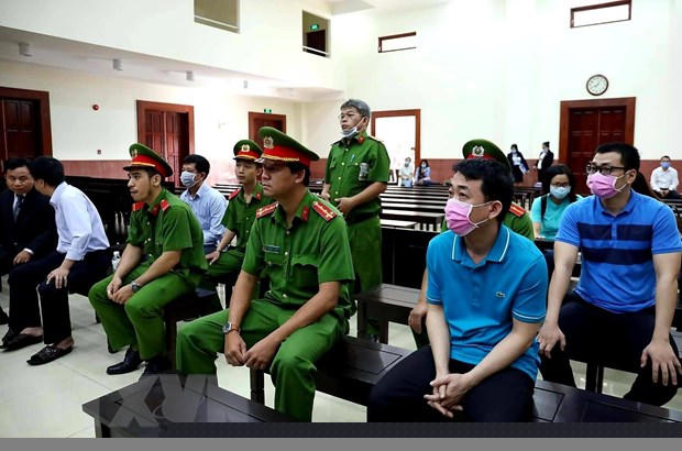 Các bị cáo tại phiên tòa ngày 10/2/2020. (Ảnh: Thành Chung/TTXVN)