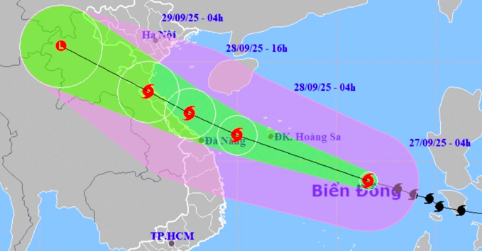 Hướng di chuyển của bão Bualoi (Ảnh: NCHMF).