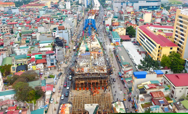 toan canh tuyen duong 9.400 ty o ha noi sau gan 2 nam thi cong hinh anh 12