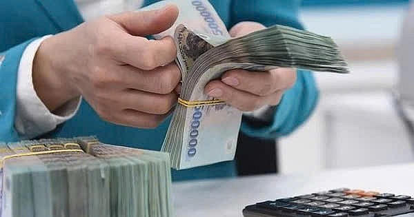 Tăng mạnh mức lương chuyên gia tư vấn trong nước từ 1/7 (Ảnh: minh họa).