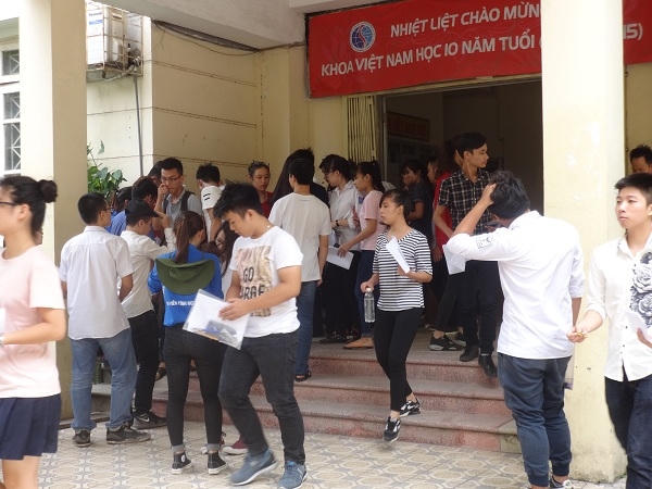 Theo nhận định chung của các thí sinh, đề toán năm nay khá khó.