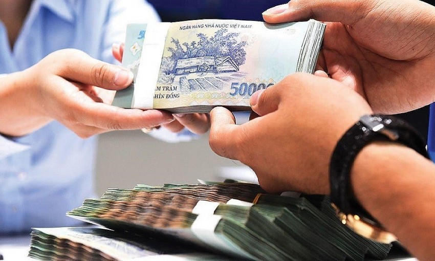 Lãi suất cho vay tại các ngân hàng tiếp tục giảm.